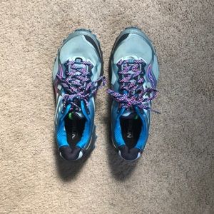 Saucony Trail Shoe - Women’s 9.5